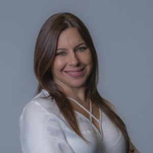 Meet your Posher, Janet